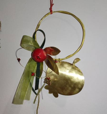 Charm hanging gold knitted wreath with bronze and ceramic pomegranate