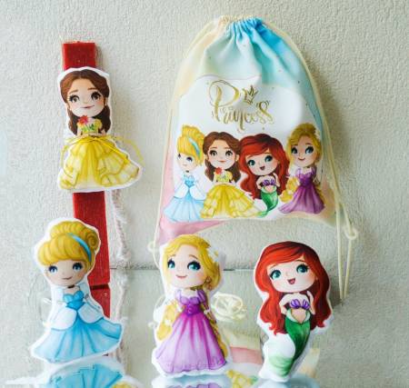 Easter candle dolls with the theme of Princesses